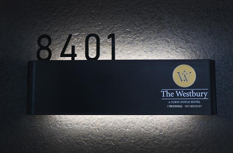 主動(dòng)發(fā)光標(biāo)志牌如何接電及注意事項(xiàng)?